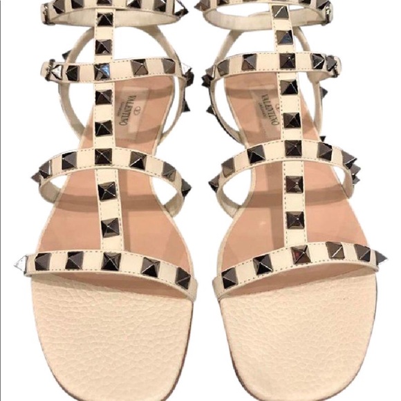 NIB Valentino Rockstud Ankle Strap Gladiator, 35 - Picture 2 of 3